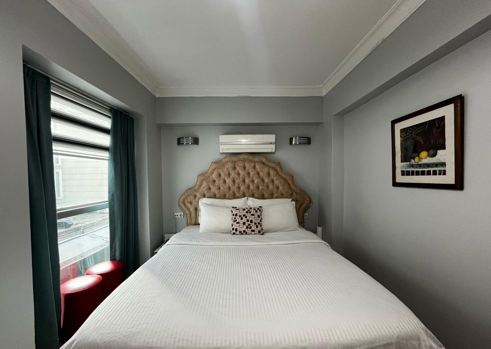 Invivo Hotel Σμύρνη Εξωτερικό φωτογραφία