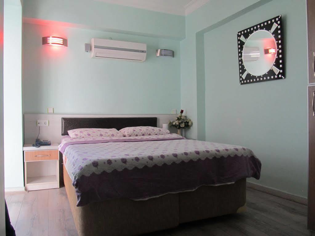 Invivo Hotel Σμύρνη Εξωτερικό φωτογραφία